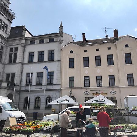 Kleinzimmer Am Markt Oelsnitz  ภายนอก รูปภาพ