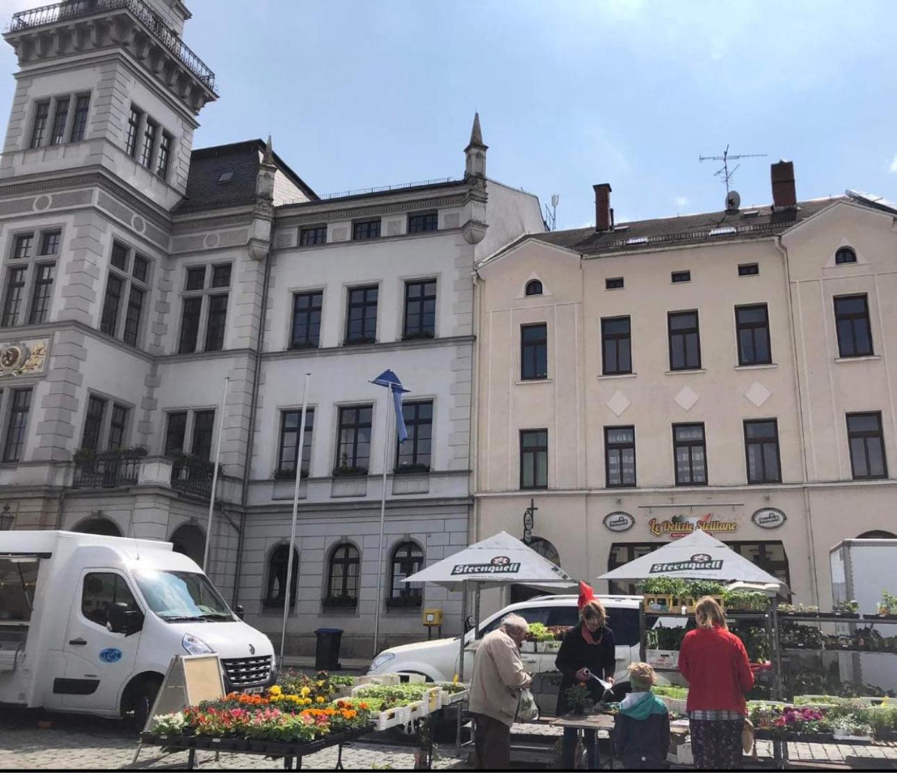 Kleinzimmer Am Markt Oelsnitz  ภายนอก รูปภาพ