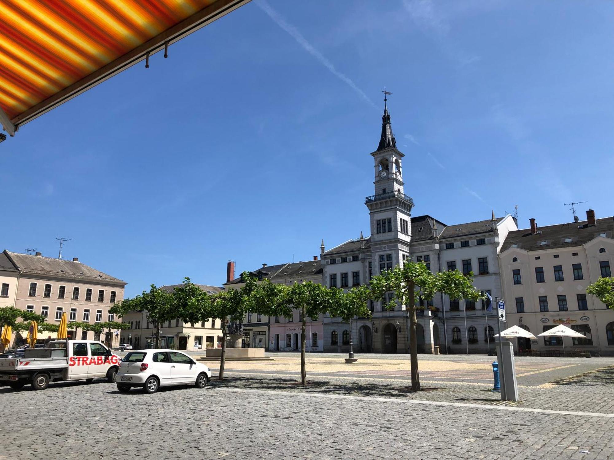 Kleinzimmer Am Markt Oelsnitz  ภายนอก รูปภาพ