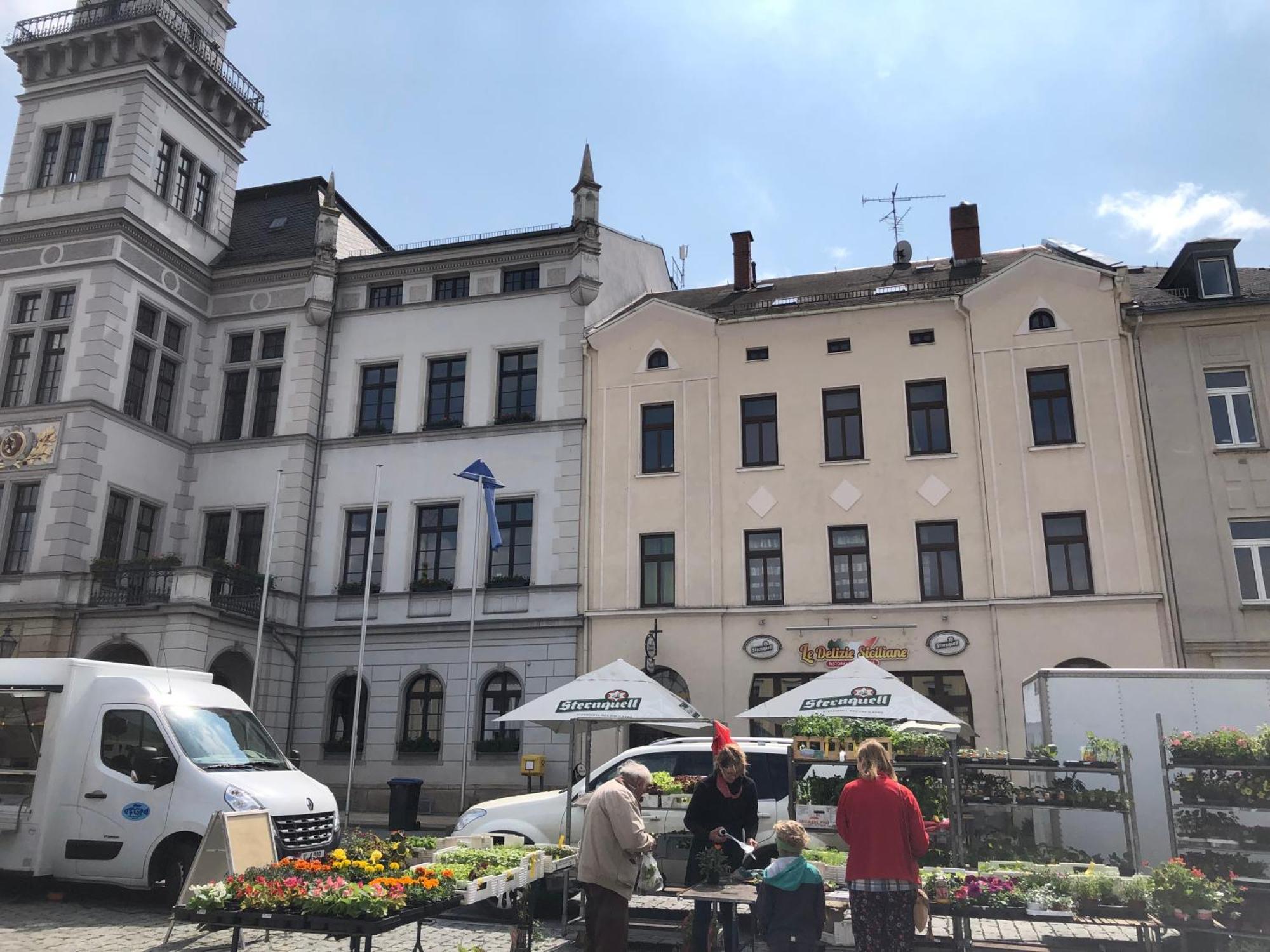 Kleinzimmer Am Markt Oelsnitz  ภายนอก รูปภาพ